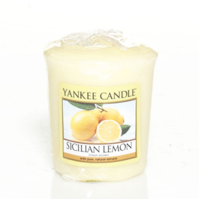 Lumanare Parfumata Votive Sicilian Lemon, Yankee Candle